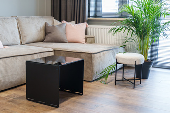 Nowoczesny Stolik kawowy Czarny Flavio z Czarnym szklanym blatem